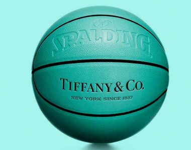 Tiffany-&-Co-celebra-el-deporte-con-una-coleccion-exclusiva-en-Tokio-Cat-Street